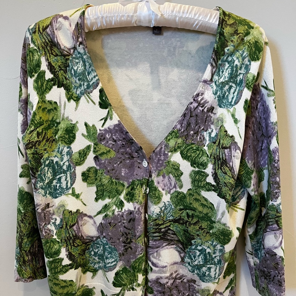 Ann Taylor Floral V-Neck Cardigan